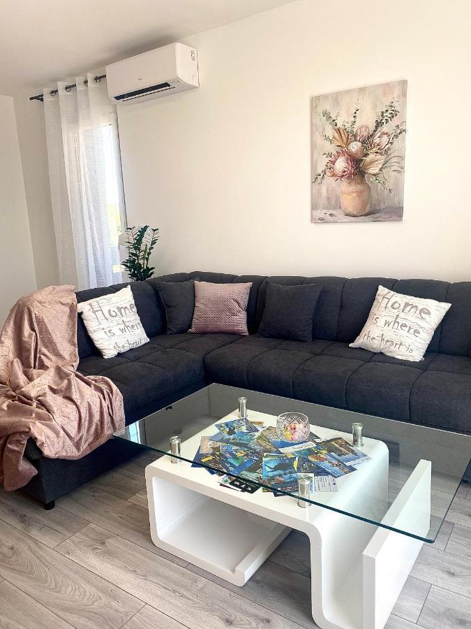 Ema Apartment Pula Exteriér fotografie