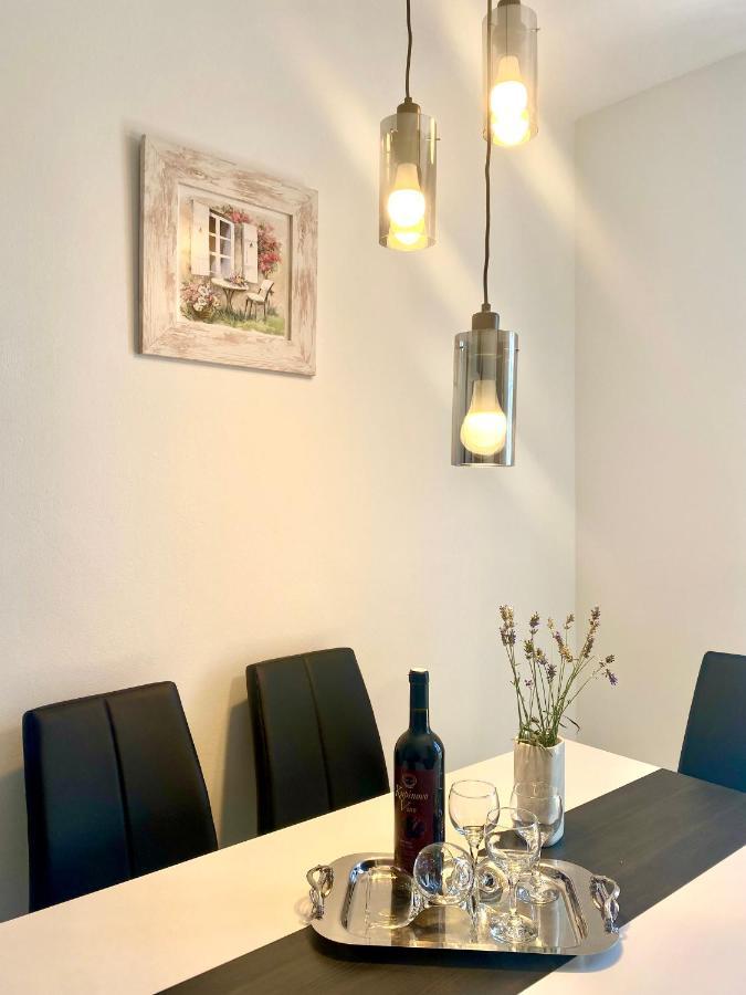 Ema Apartment Pula Exteriér fotografie